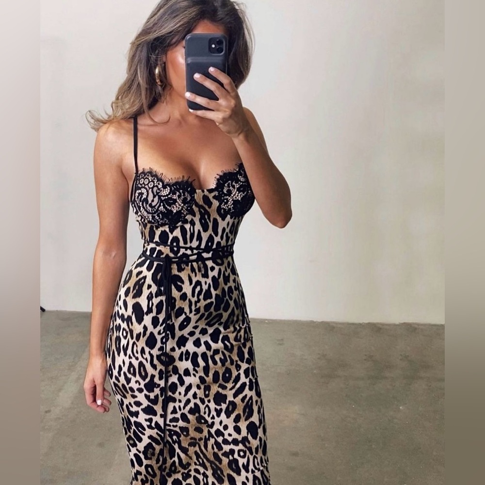 Famous EMPRADA Amber dress, sold out few times